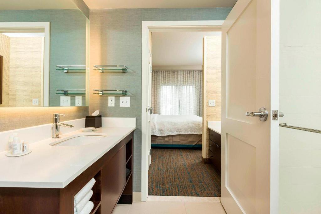 Residence Inn By Marriott Portland Hillsboro/Brookwood Esterno foto